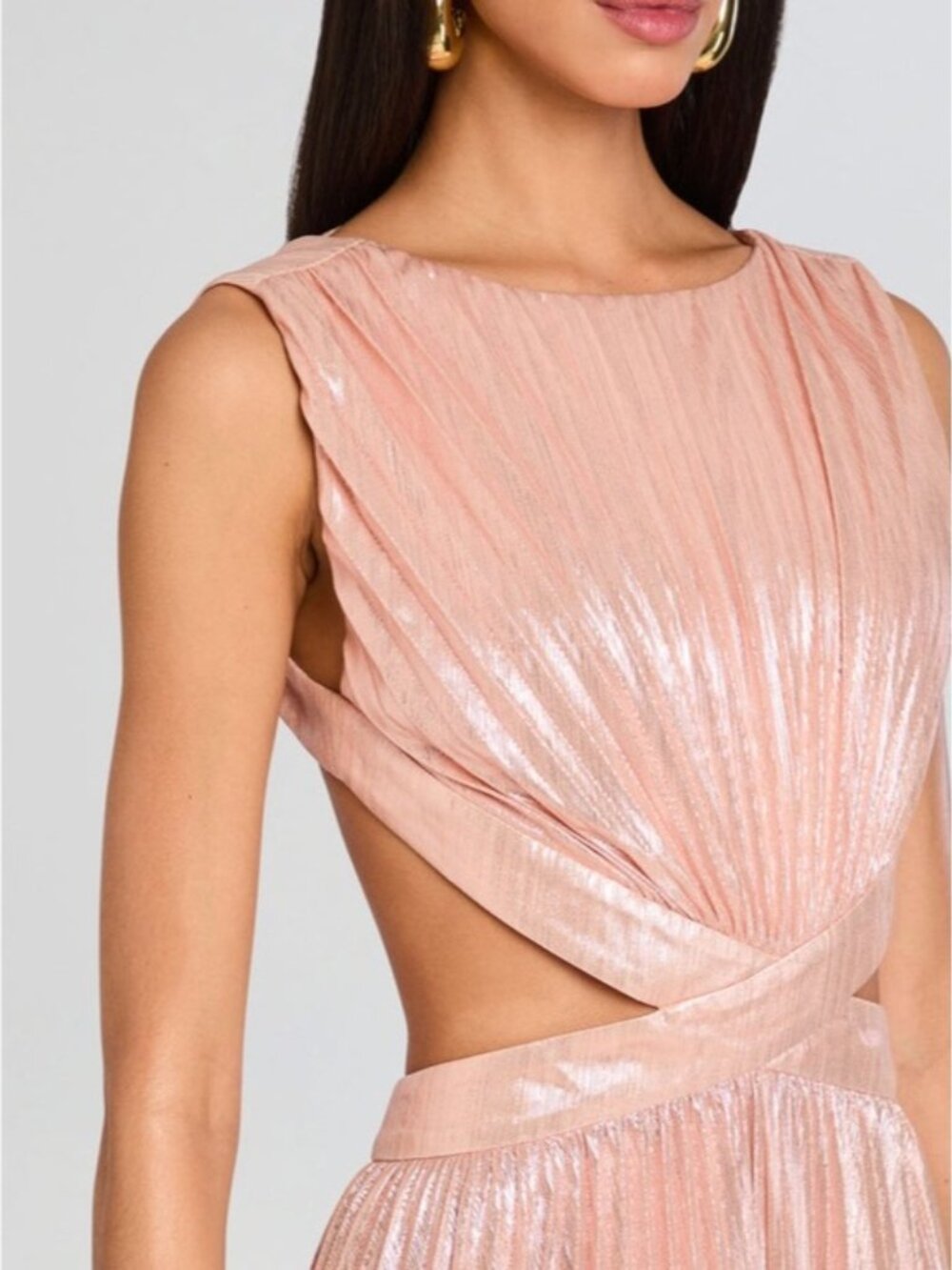 Retrofete Metallic Blush Cutout Pleated Maxi Gown. - Picture 4 of 10
